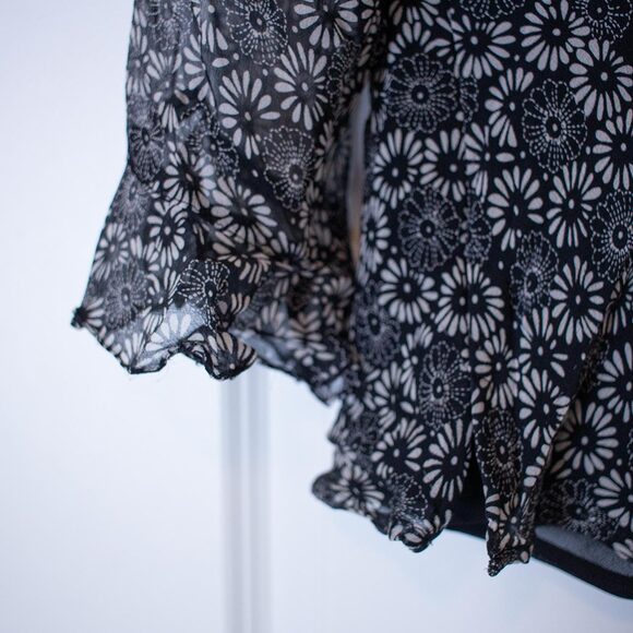 Sheer Black Floral Beaded Blouse NYC Design Co Tie Front Top P Med | True Winter - Picture 8 of 9